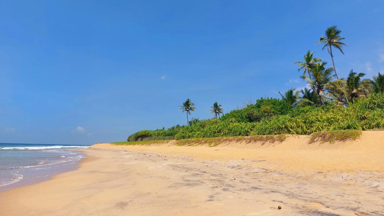 Bandulas Beach House 히카두와 외부 사진