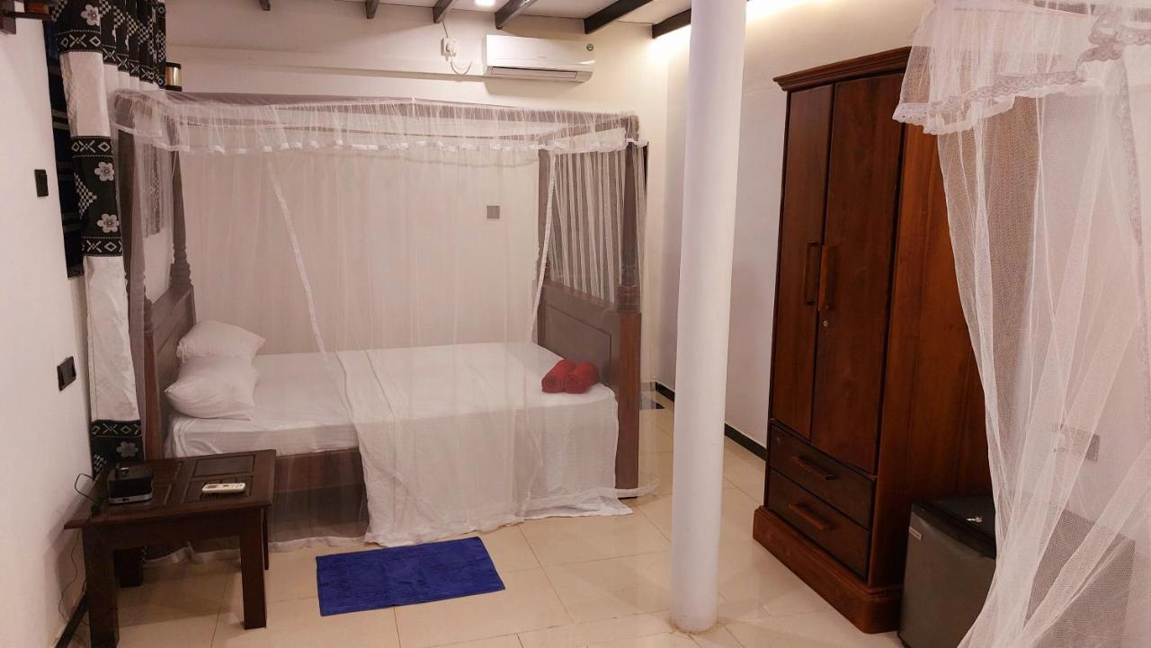 Bandulas Beach House 히카두와 외부 사진