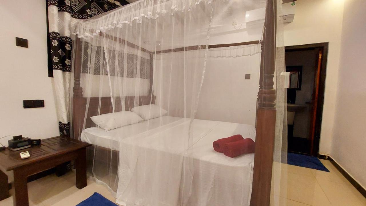 Bandulas Beach House 히카두와 외부 사진
