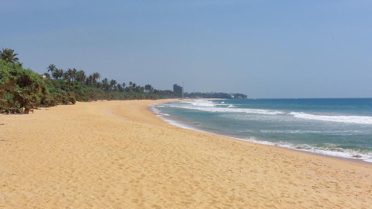 Bandulas Beach House 히카두와 외부 사진